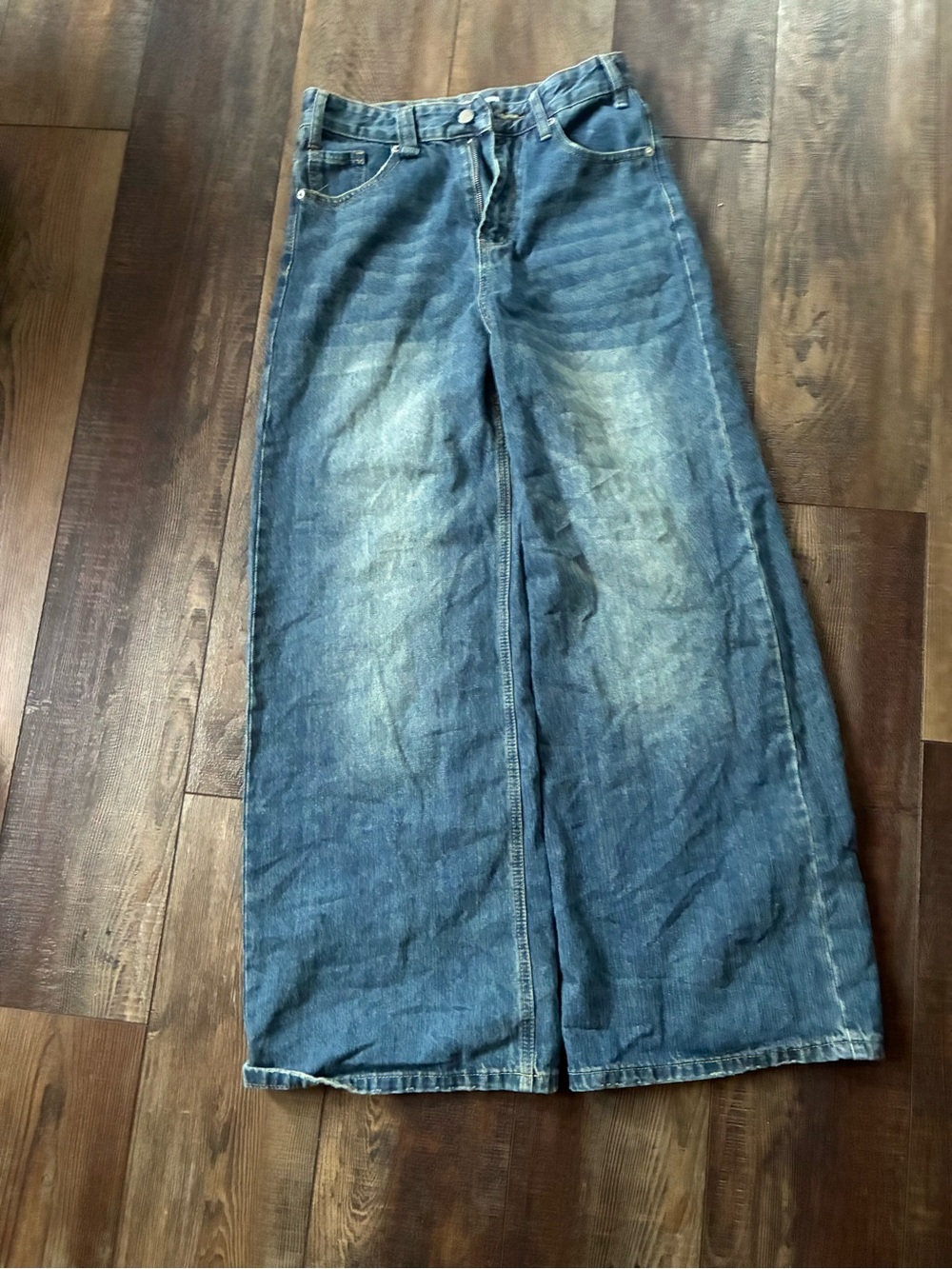 Blue baggy jeans